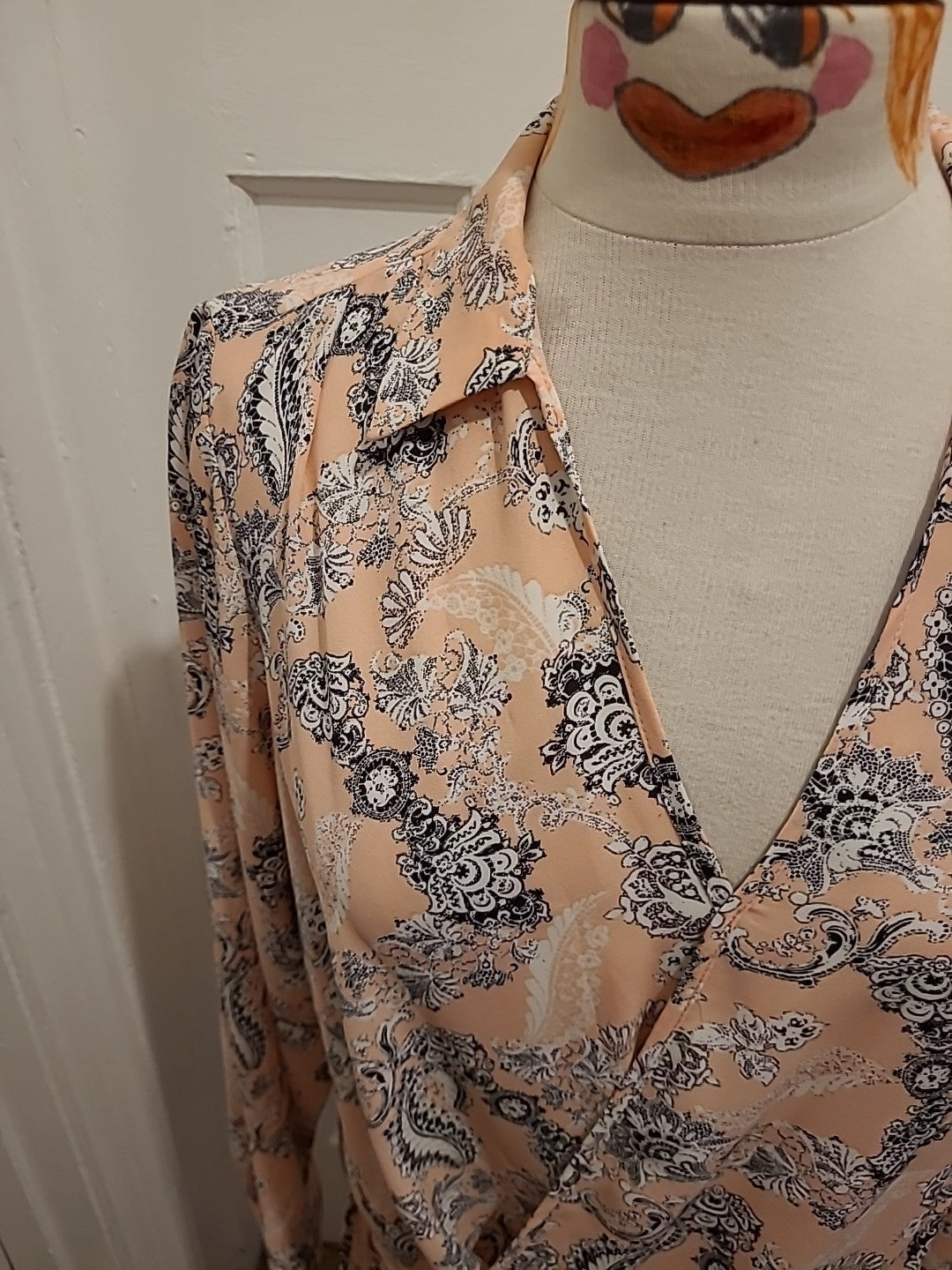 Ladies Size Large Pink Aztec Style Long Sleeved Blouse