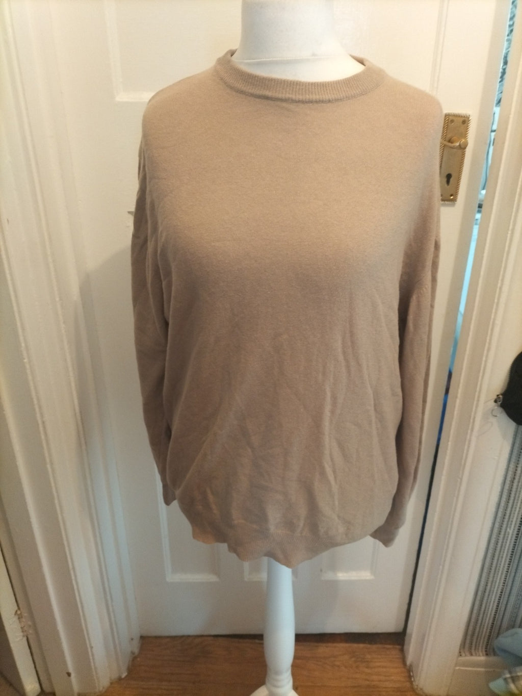 Mens Dehavilland Size Large Wool Rich Pullover Jumper Beige