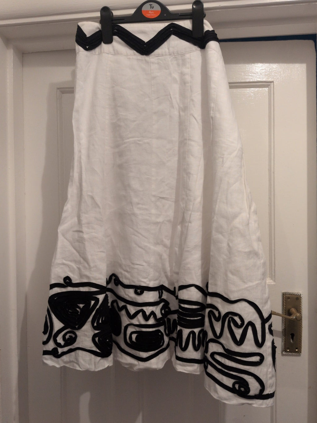 Per Una 10L White With Black Patterning Lined Flare Skirt
