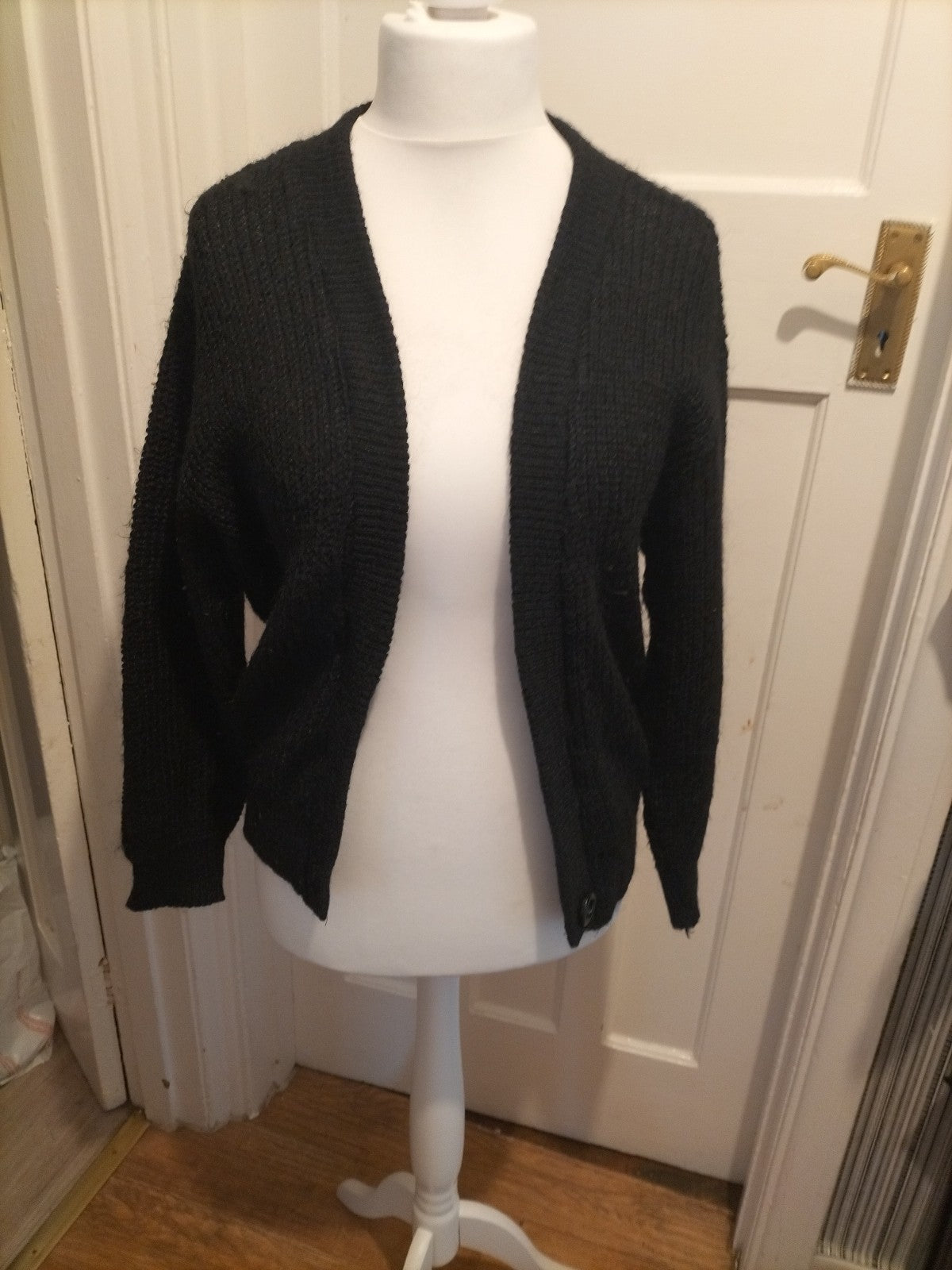 Ladies Size XL Black Knit Cardigan(Small Hole)