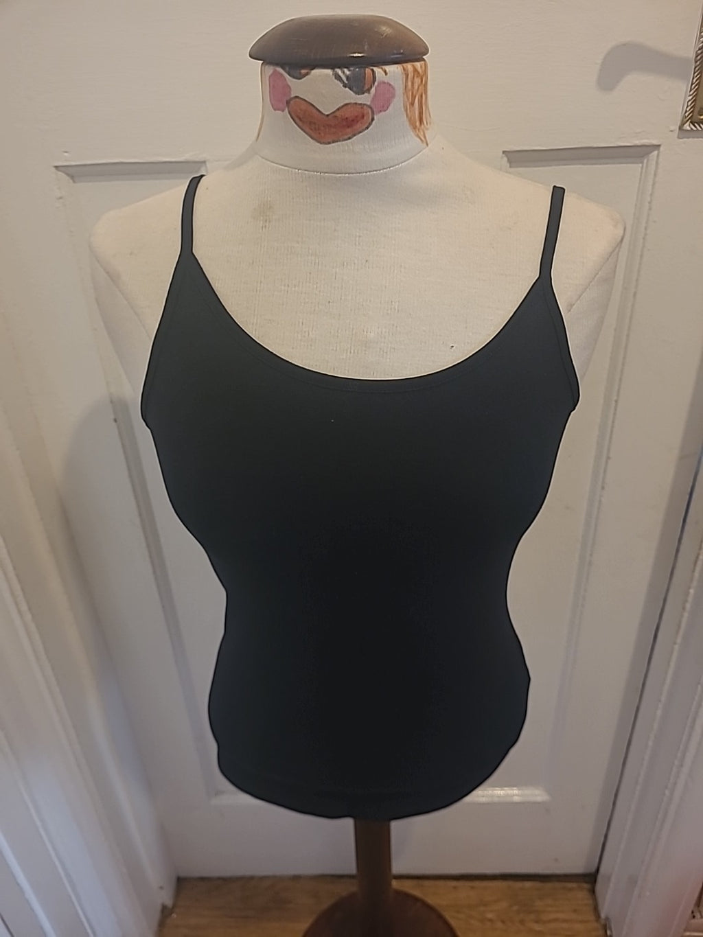 Ladies Tu Size 12 Black Sleeveless Cami Top