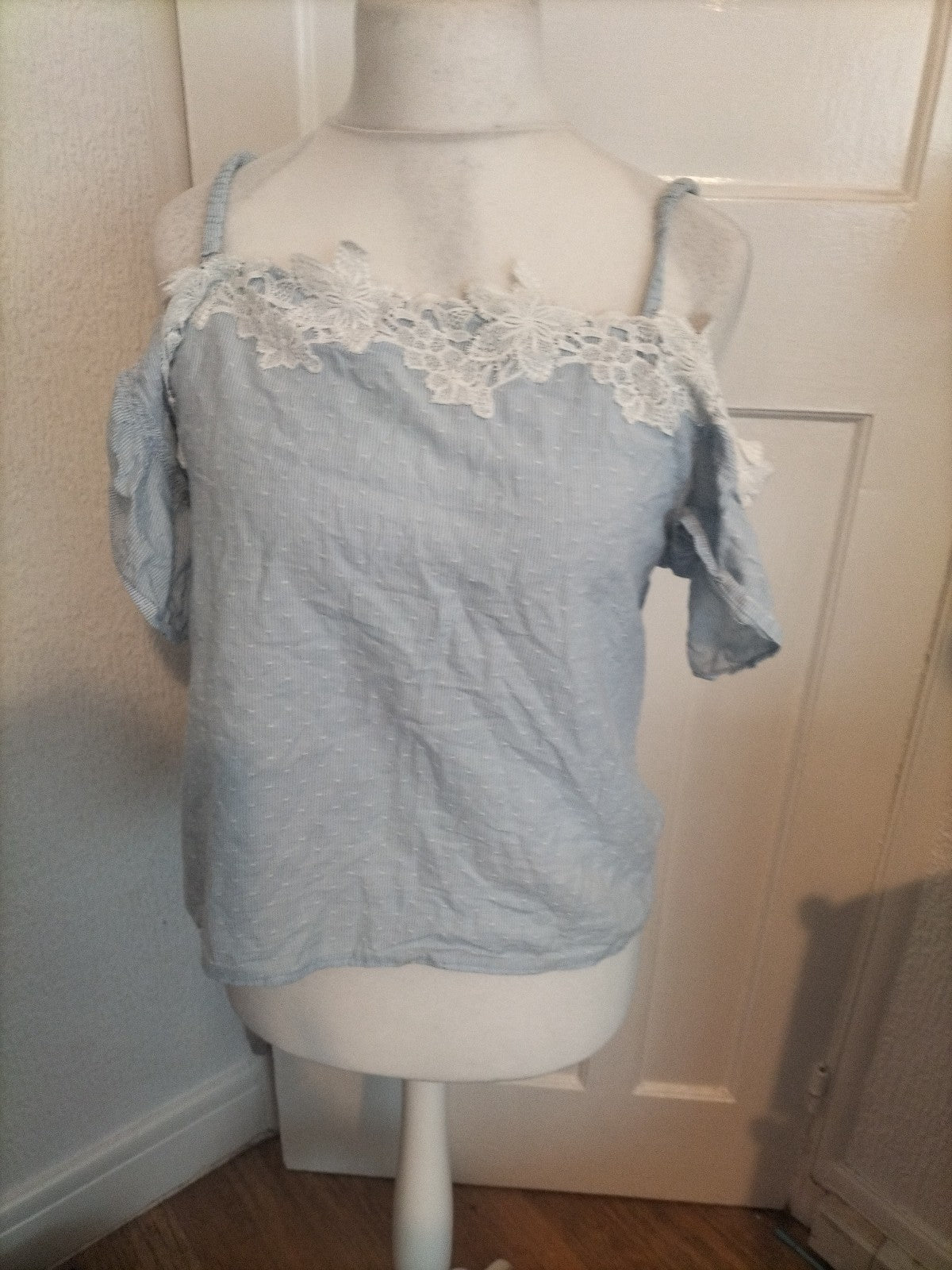 Ladies New Look Size 14 Blue Striped With Patterned Short Sleeved Blouse