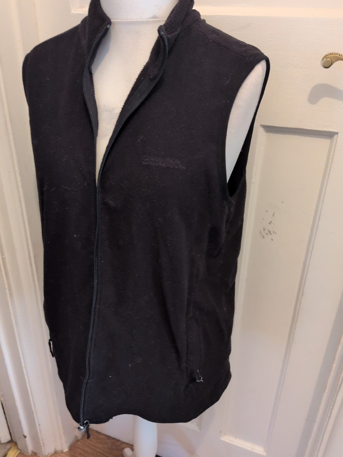Mountain Warehouse Large Black Sleeveless Zip Through Jacket