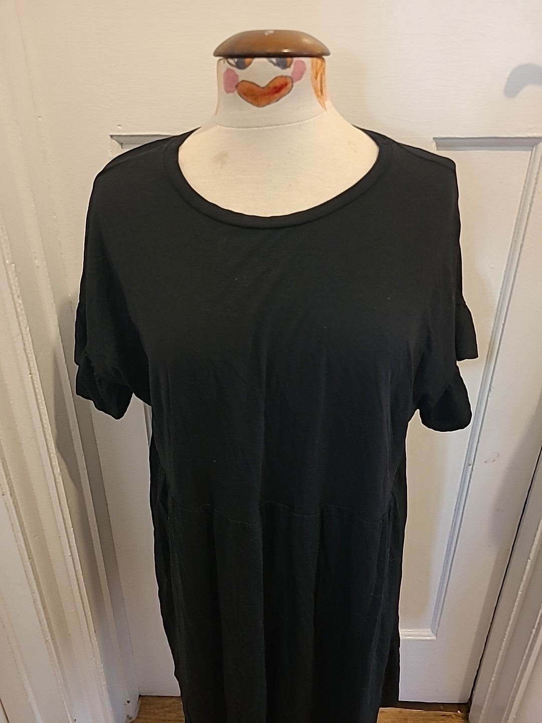 Ladies New Look Size 14 Black Short Sleeved A-line Dress
