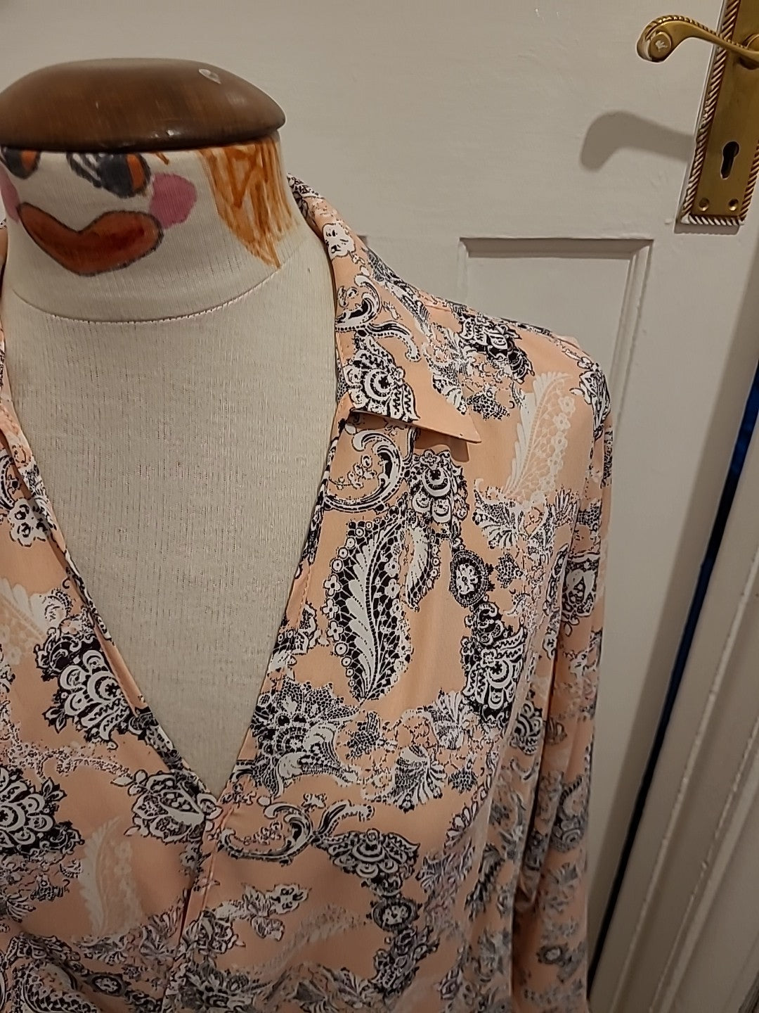 Ladies Size Large Pink Aztec Style Long Sleeved Blouse