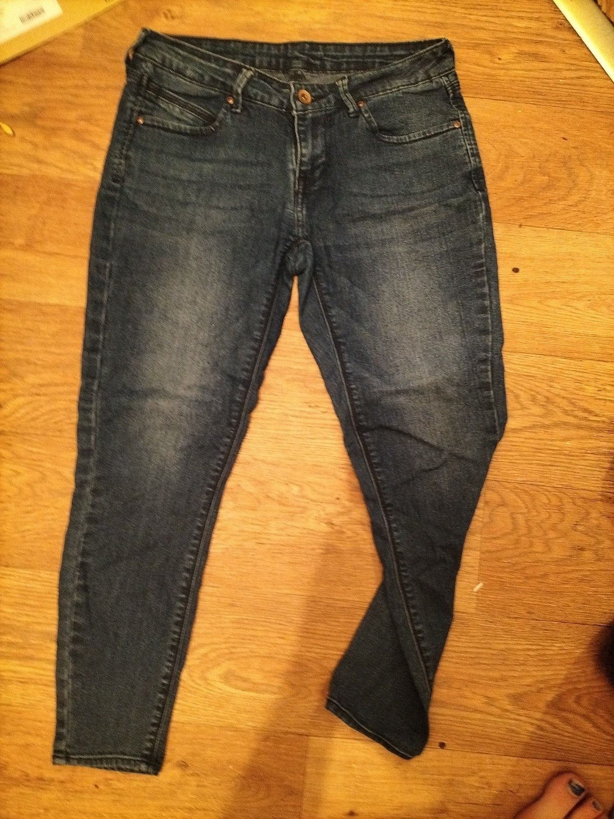 Ladies RRJ Size 27" Cropped Jeans