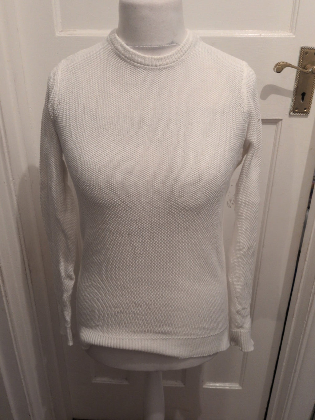 Primark Small White Round Neck Pullover Jumper Textured