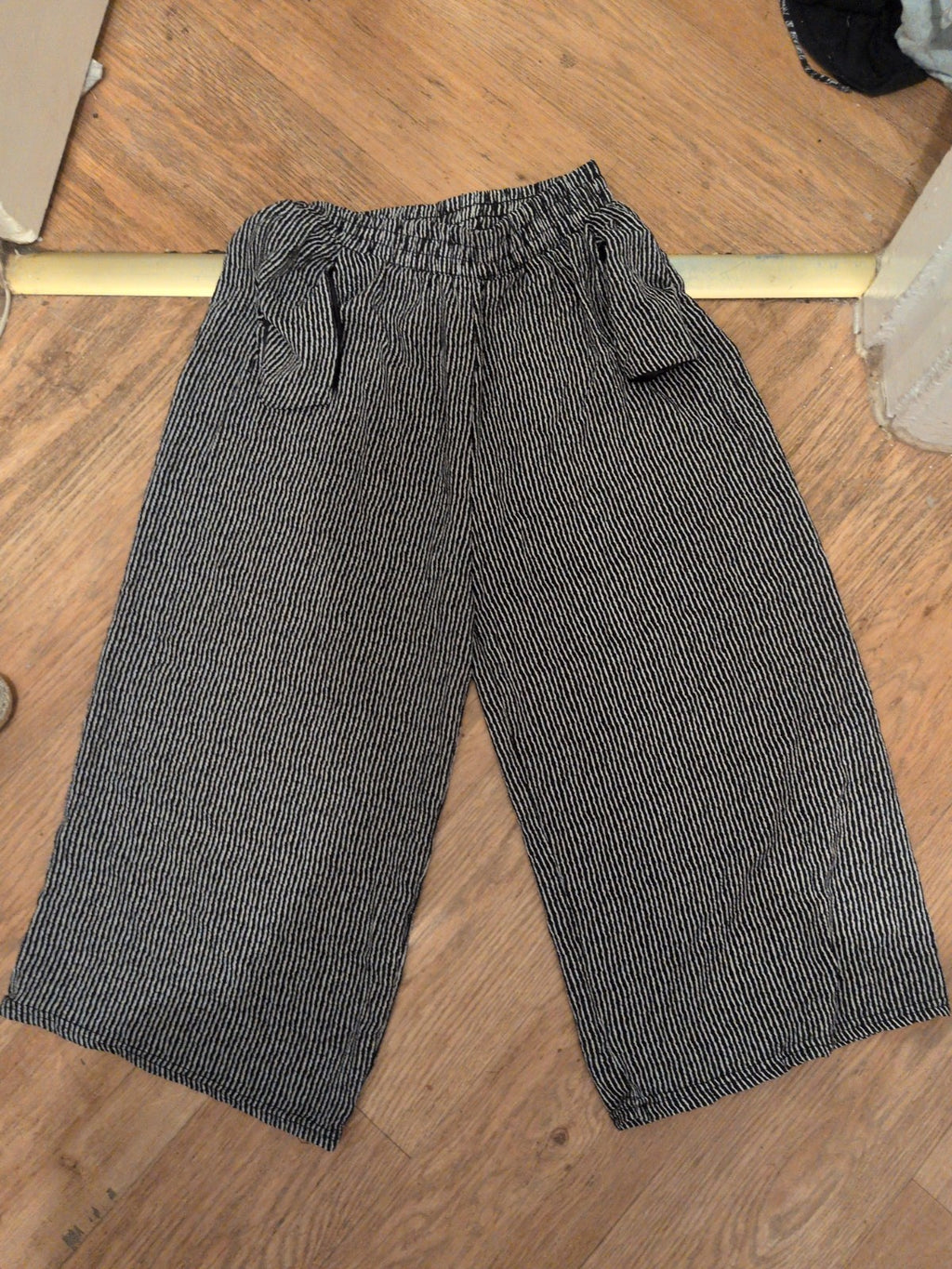 Small Black And White Striped Ultra Lightweight Crop Trousers