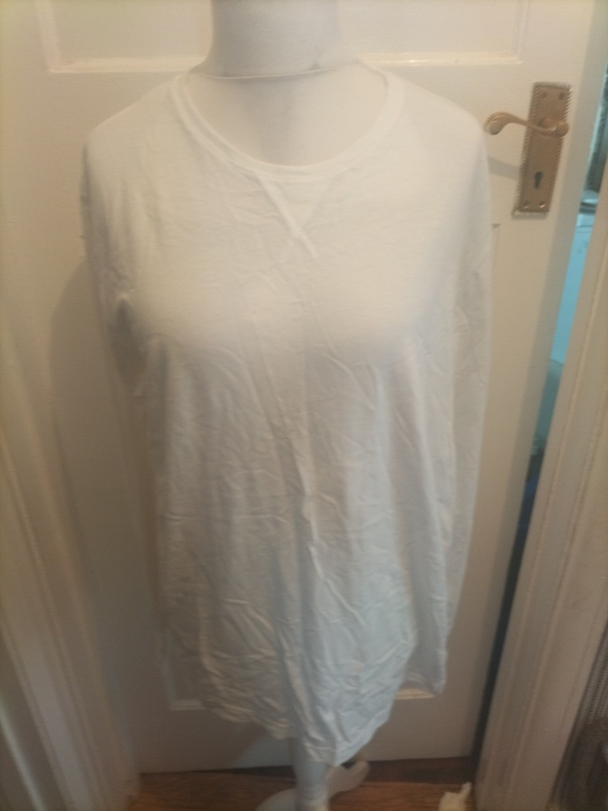 Mens Easy Size 2xl White Long Sleeve Round Neck T-shirt