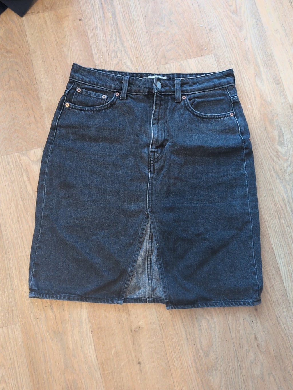 Ladies Weekend Size Euro 38 Denim Skirt
