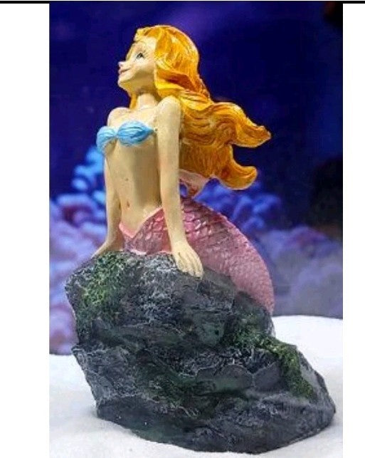 Brand New Boxed Aquarium Decorative Ornament Of Mermaid
