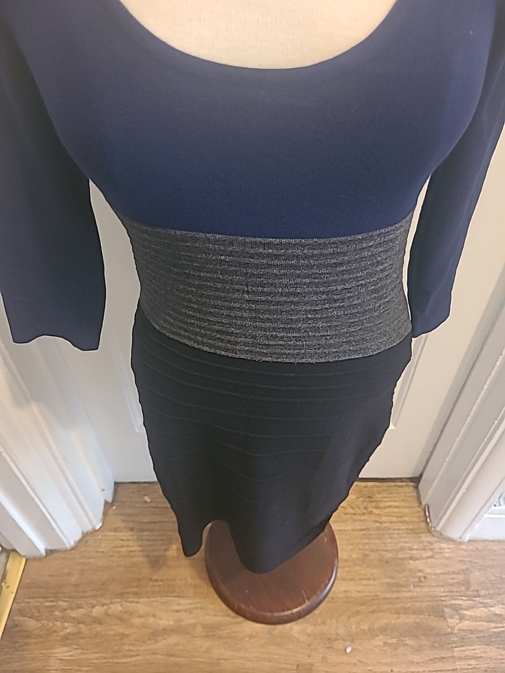 Ladies M.j.j.j Size Medium Navy Black Jumper Dress