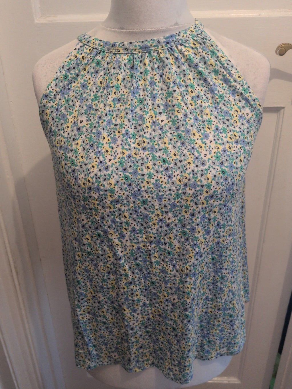 Tu 8 Blue/Green/Yellow Sleeveless Blouse