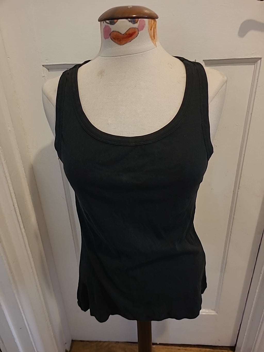Ladies Tu Size 16 Black Vest Top(Couple Small Marks)