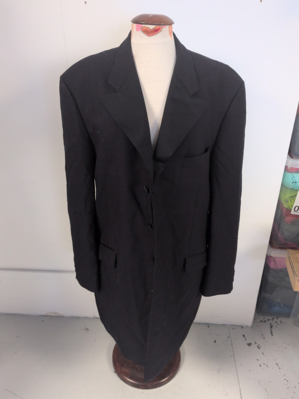 Young's 46L Black Suit Jacket