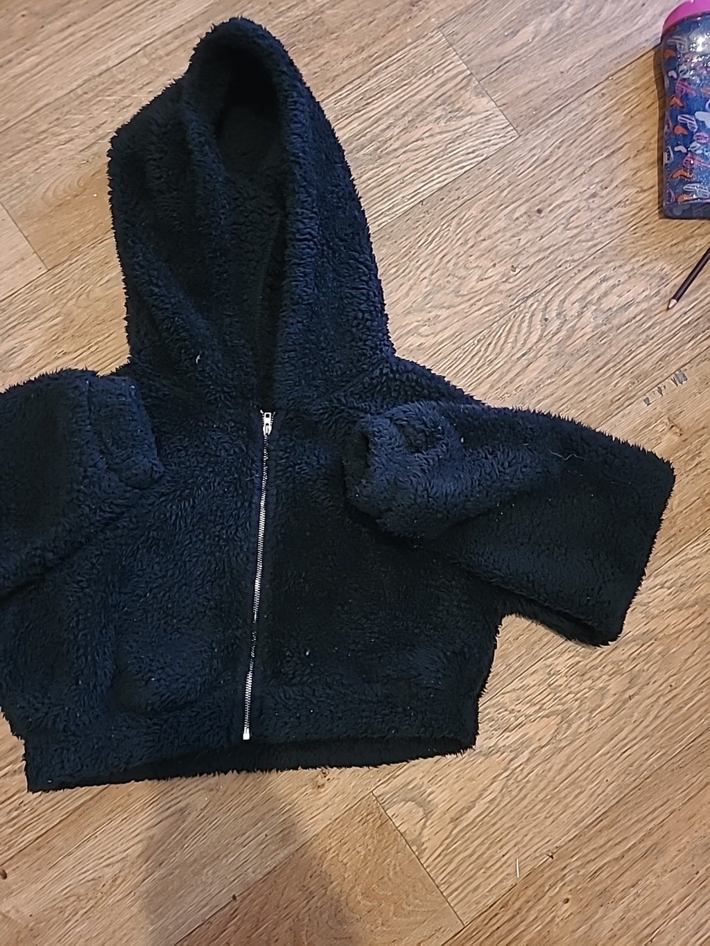 Ladies Shein Size XS Black Warm Cropped Long Sleeved Jacket