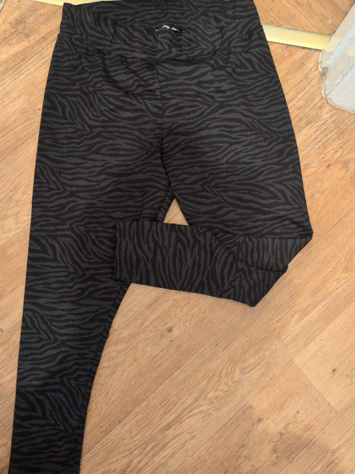 Nutmeg 20 Zebra Print Jegging