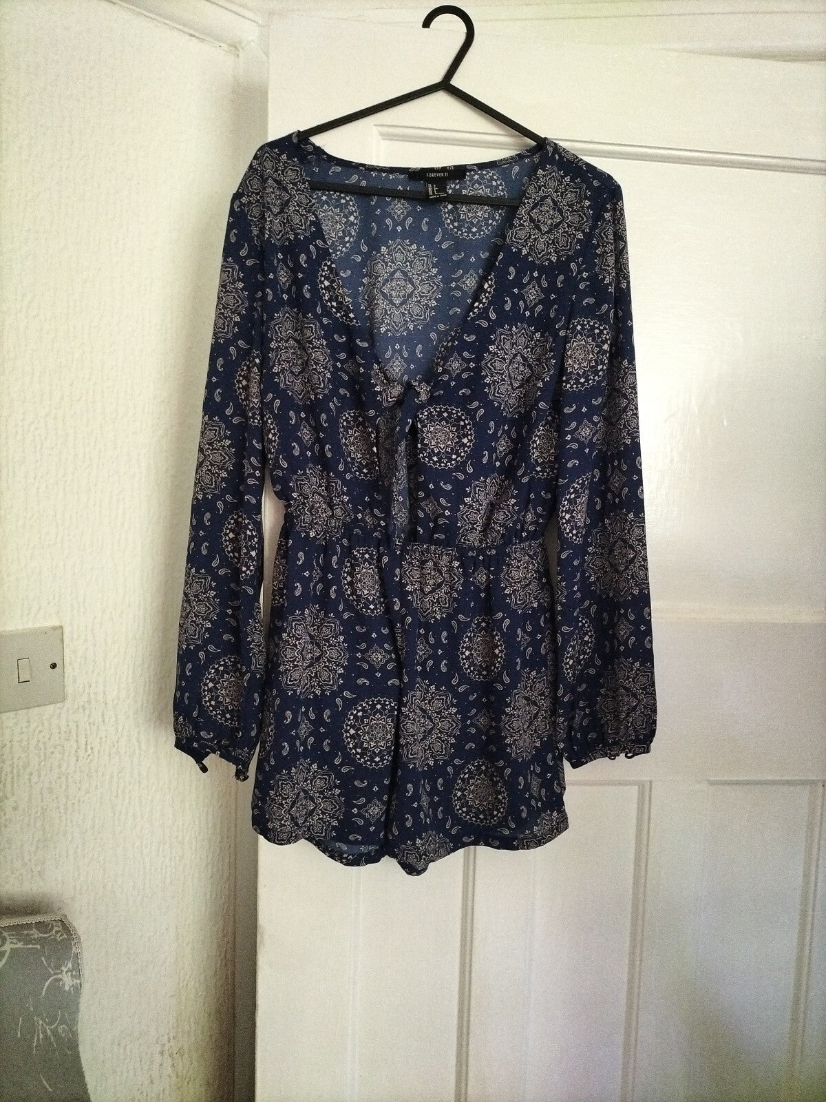 Ladies Forever21 Size Small Navy Long Sleeve Playsuit