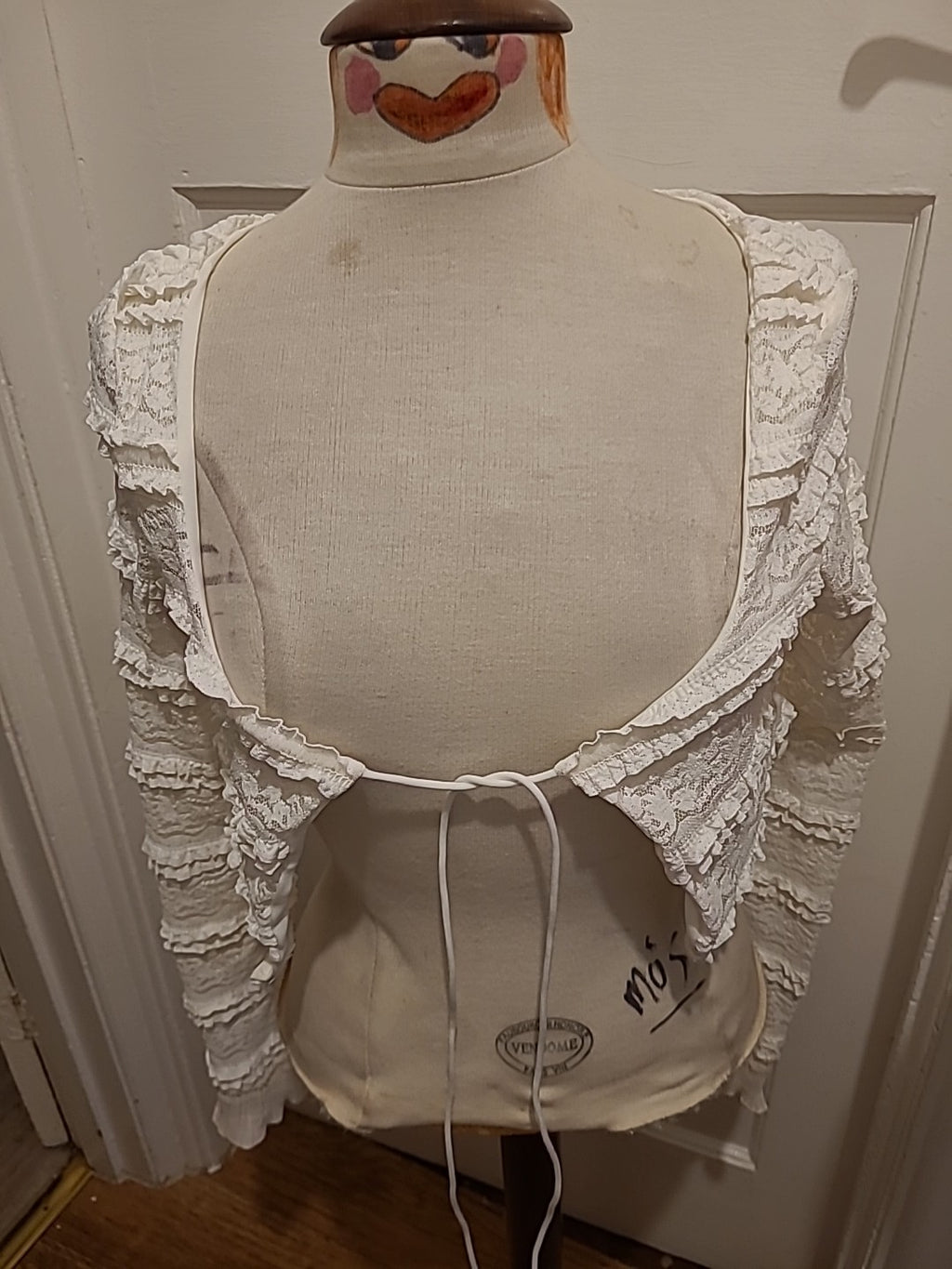 Ladies Shein Size Small Cream Floral Long Sleeved Cardigan