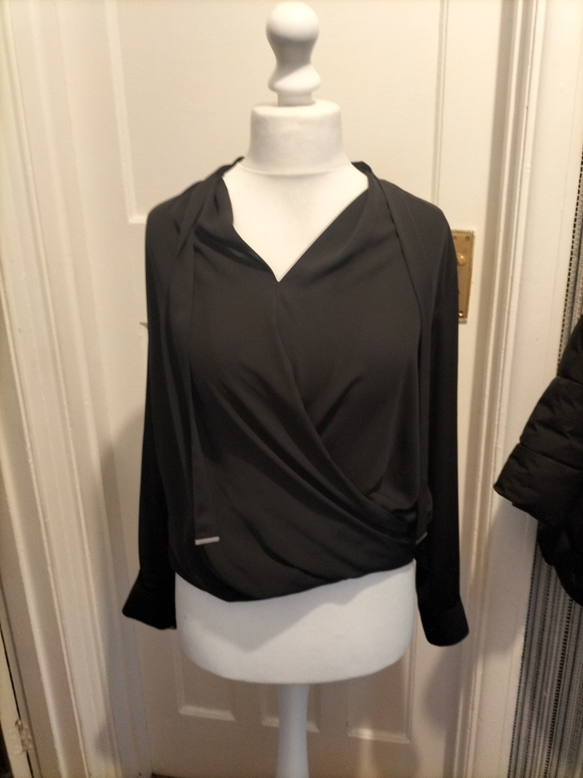 Ladies River Island Size 10 Black Crossover Blouse Long Sleeved