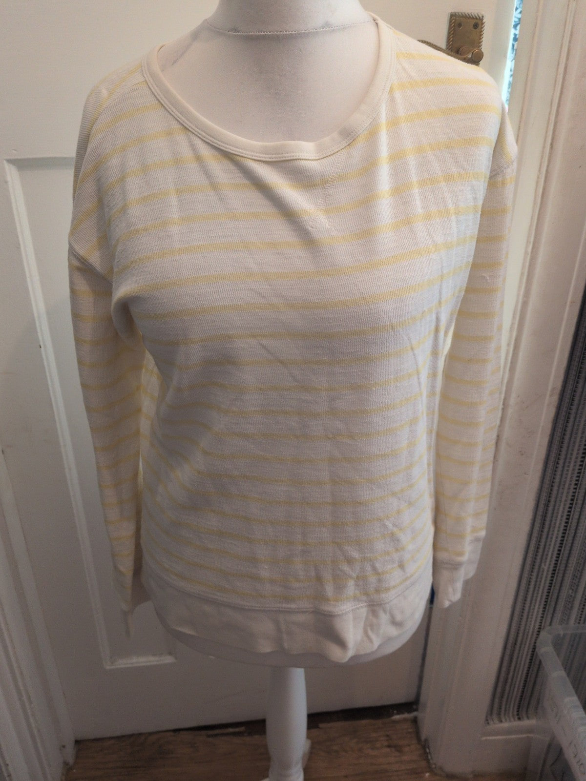 Ladies Gap Size Medium Yellow Stripe Jumper Small Hole On Front