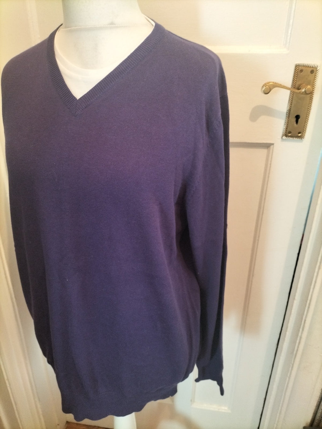 Mens Tu Size L Purple With White Long Sleeved V Neck Jumper