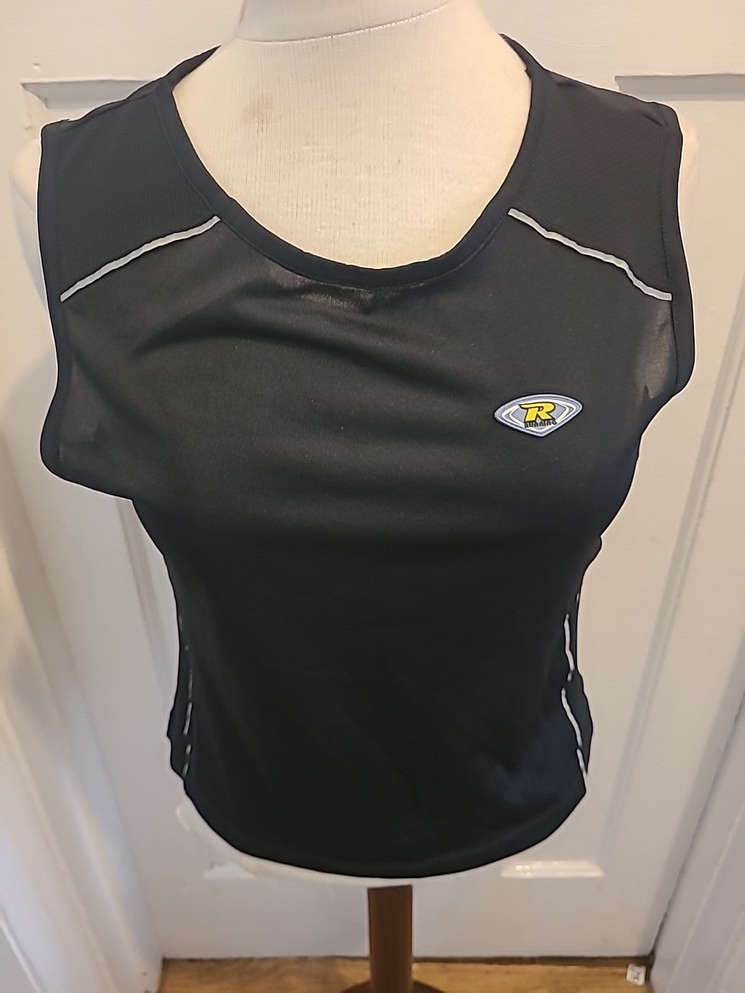 Ladies Feroti Sport Size Large Black Activewear Tshirt