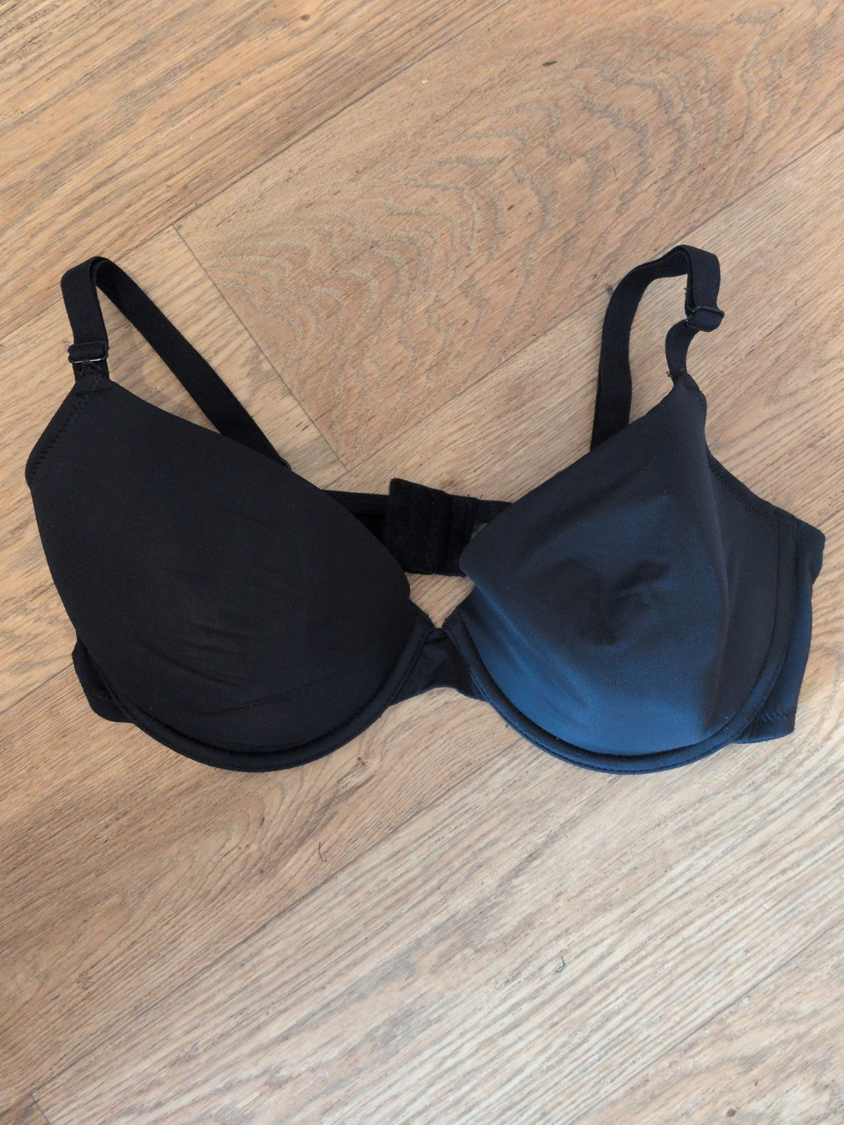 Ladies Tu Size 36c Black Padded And Wired Bra