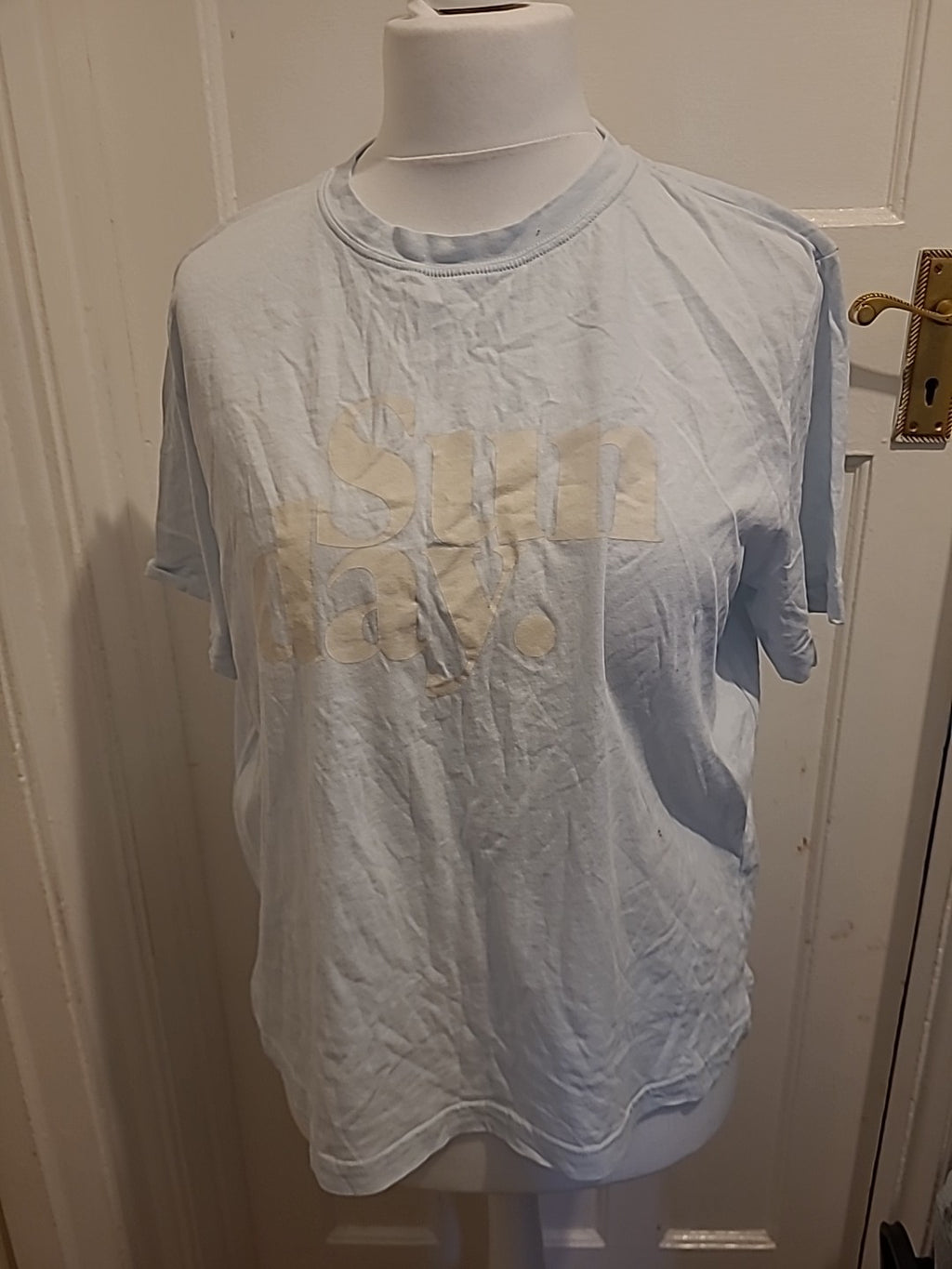 Ladies H&M Size Large Pale Blue "Sunday" Printed Tshirt Short Sleeved