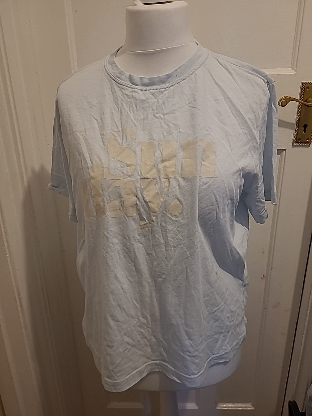 Ladies H&M Size Large Pale Blue "Sunday" Printed Tshirt Short Sleeved