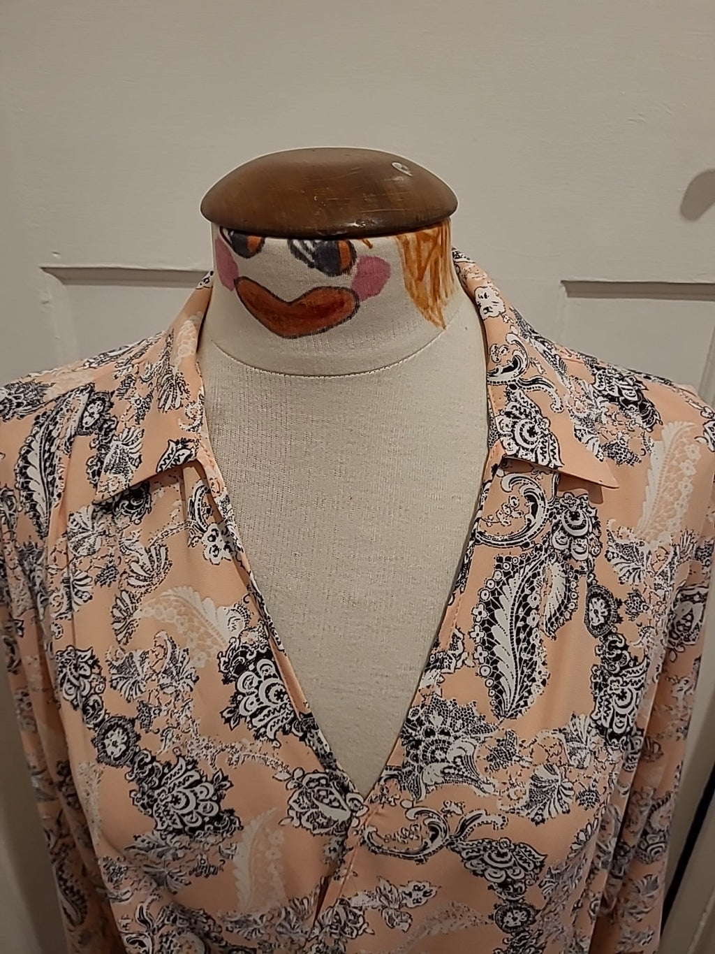 Ladies Size Large Pink Aztec Style Long Sleeved Blouse