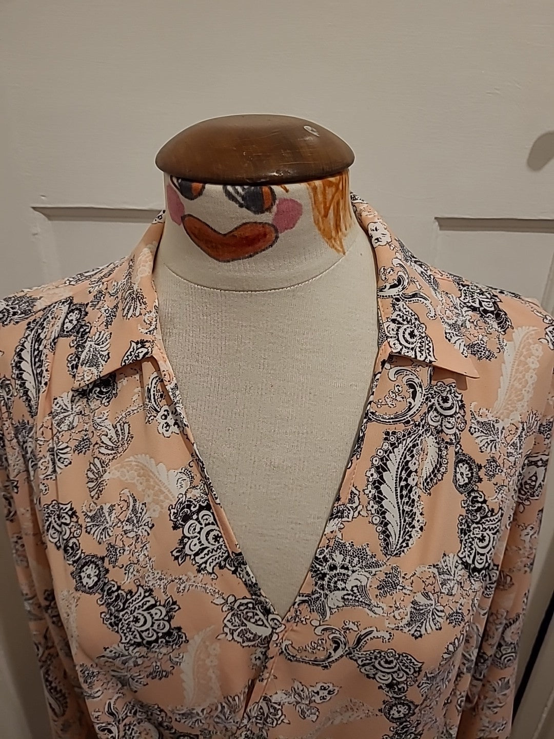 Ladies Size Large Pink Aztec Style Long Sleeved Blouse