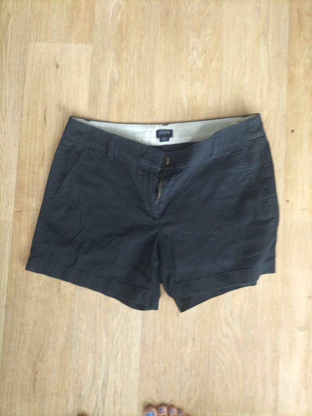 Ladies J.Crew Size 8 Black Shorts Chino