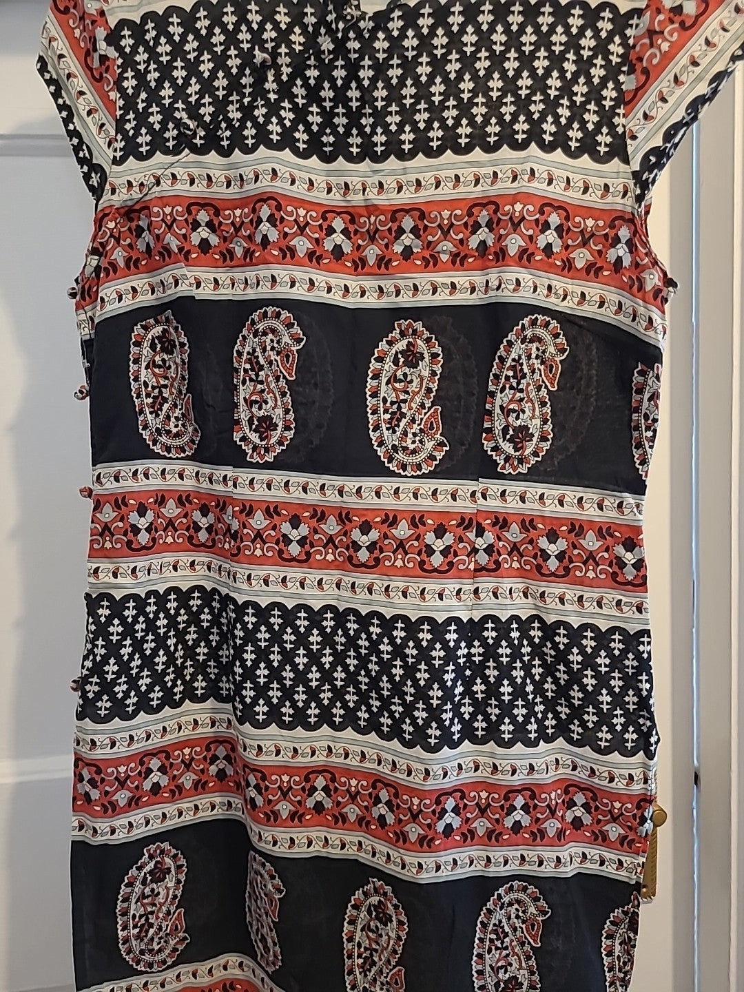 Ladies Kien Size Medium Black Pink Aztec Sleeveless Dress