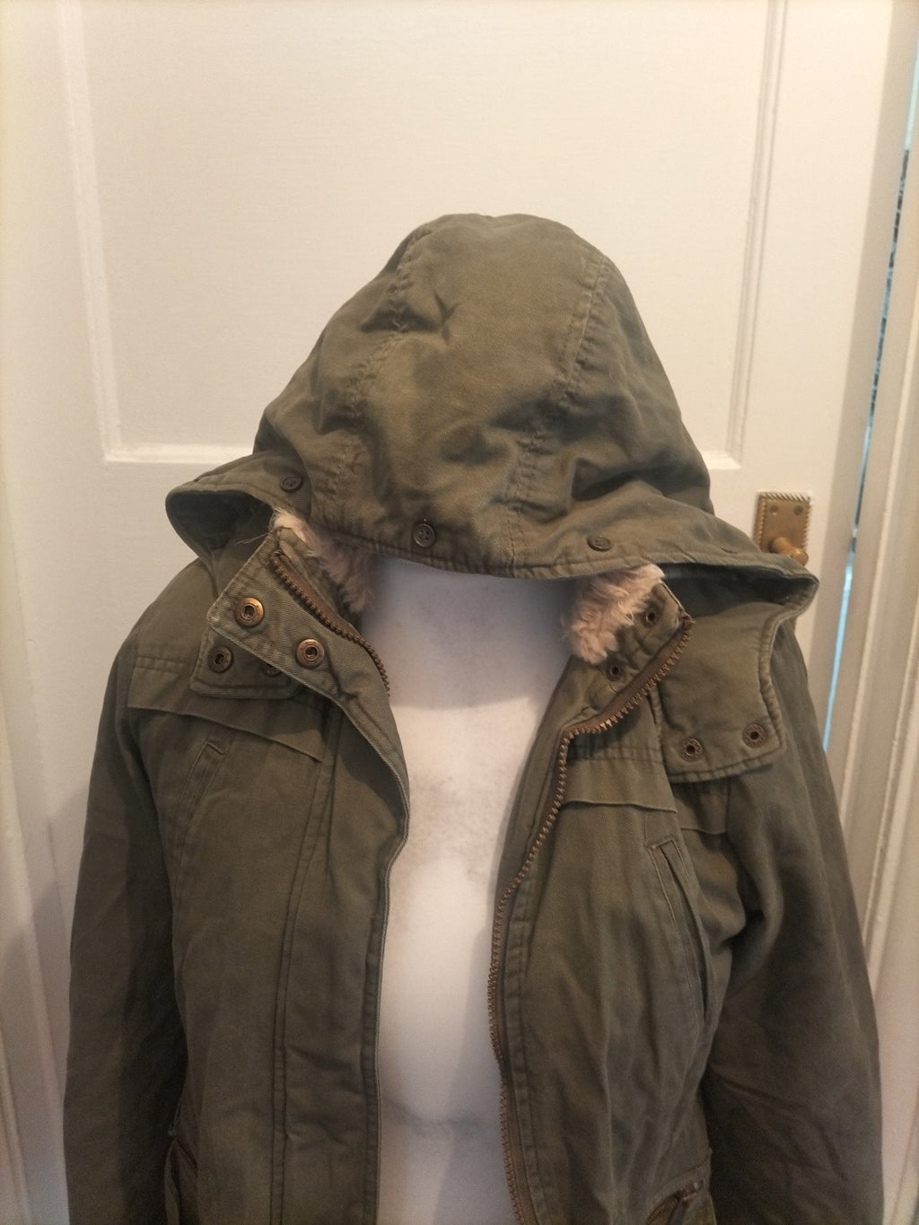 New Look 8 Khaki Faux Fur Collar Coat