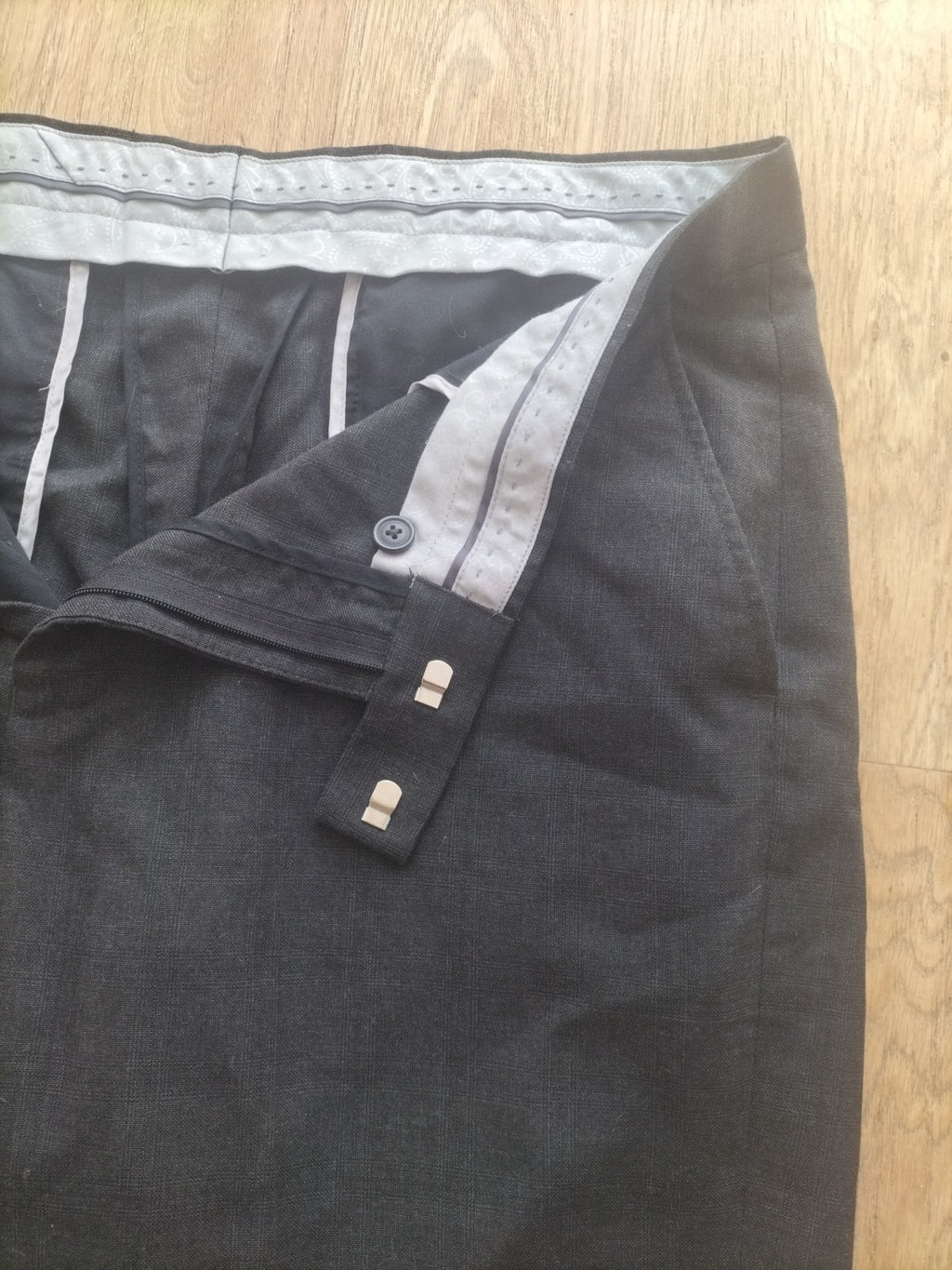 Mens Debenhams Size 38R Navy Trousers