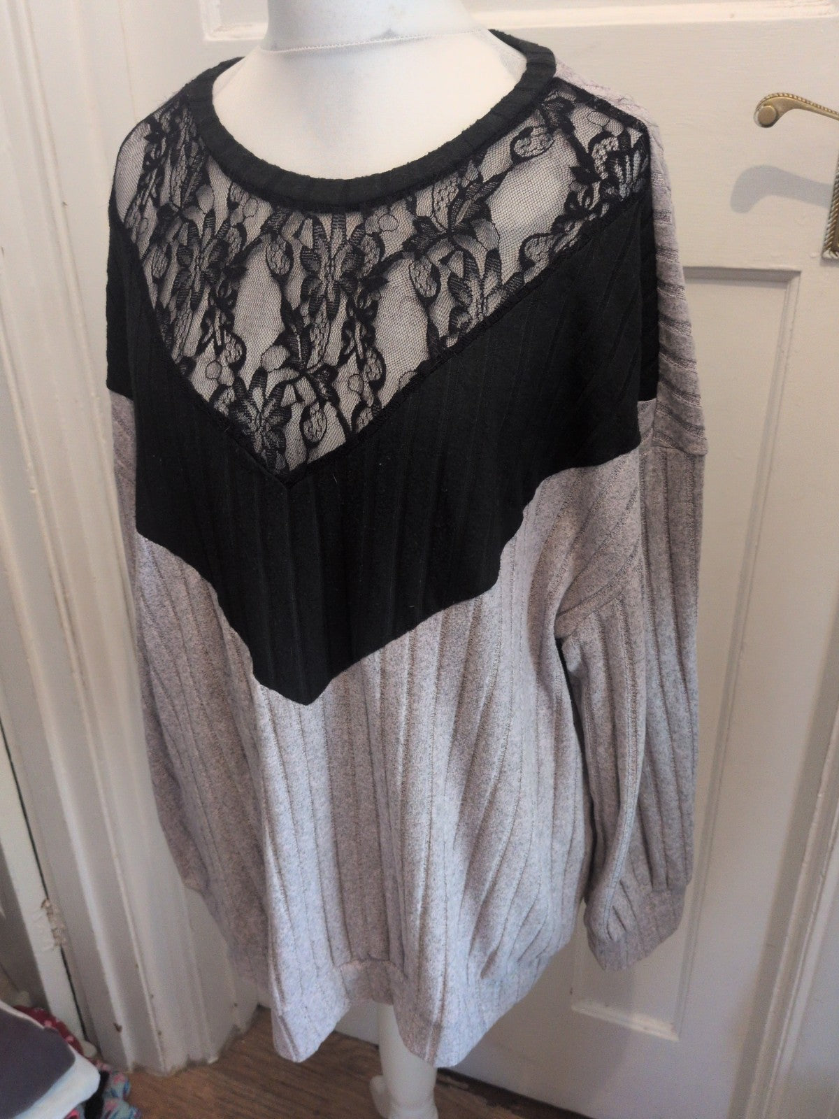 Shein 3XL Beige And Black Lace Chest Long Sleeve Jumper