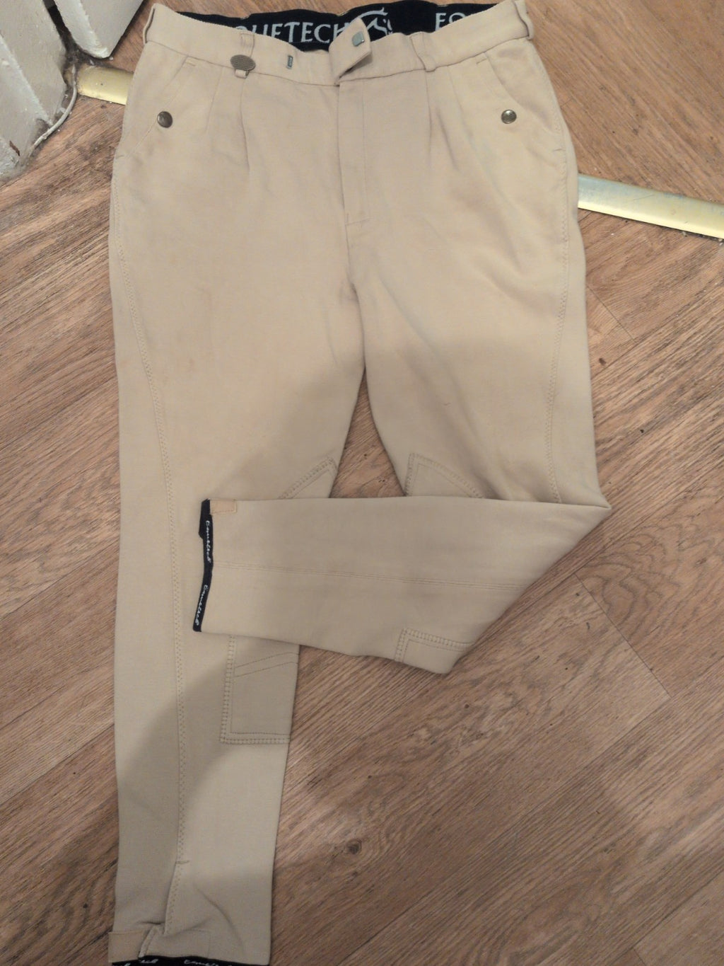 Ladies Equetech Size 34W Beige Trousers