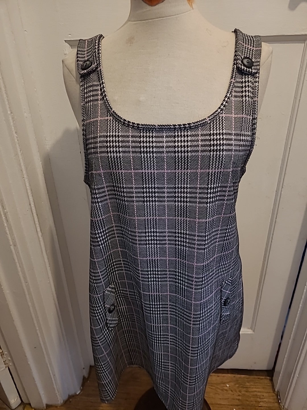 Ladies George Size 12 Black/White/Pink Check Sleeveless Dress