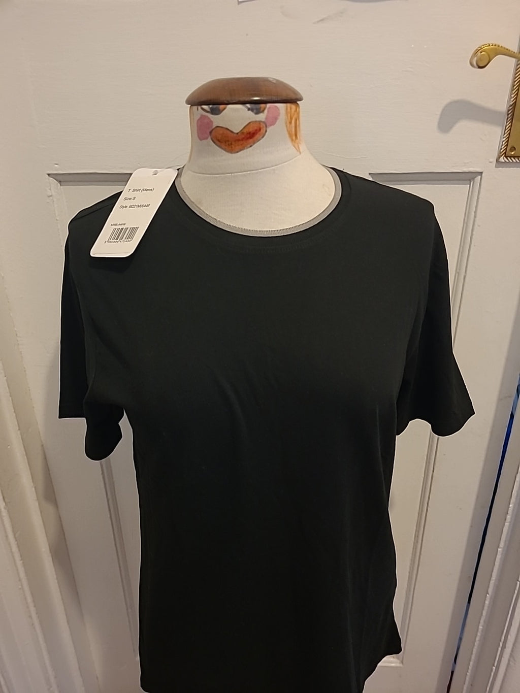 Brand New Mens Modis Medium Black Short Sleeved Tee