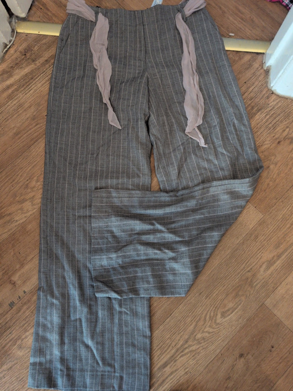 Coast 12 Grey Wide Leg Trousers With Pale Purple Belt