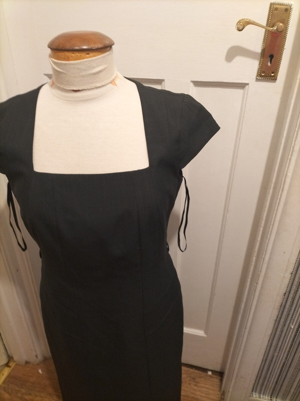 Ladies Debenhams 10 Dark Grey Sleeveless Dress