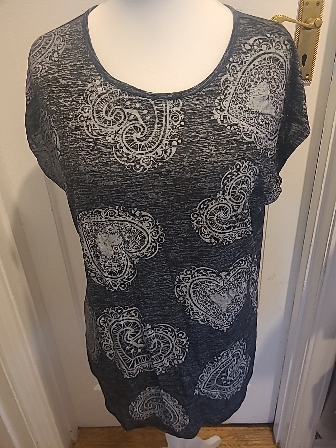 Ladies Blue Vanilla Size M/L Black/ Grey Short Sleeve Love Heart Blouse