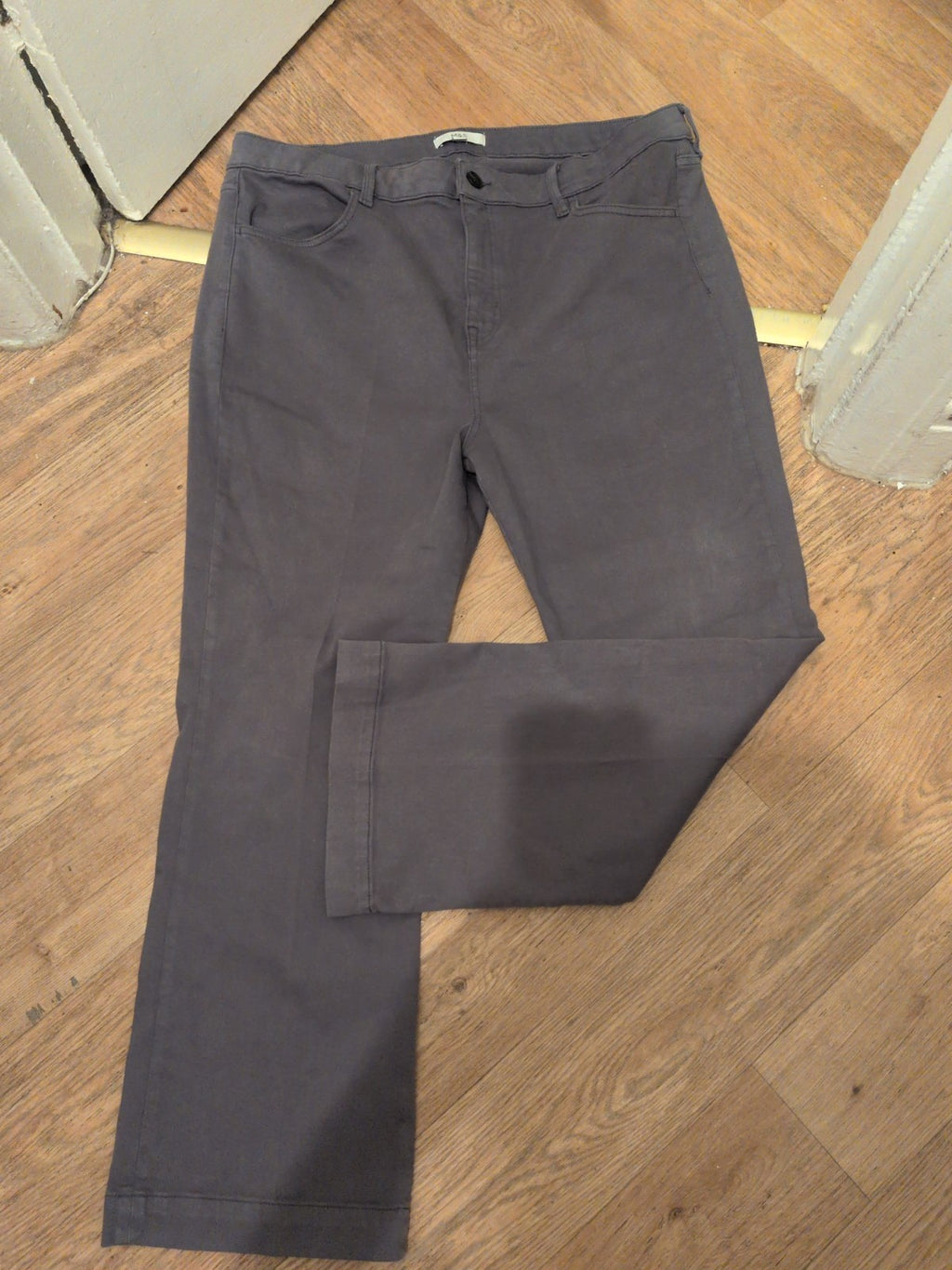 Ladies Marks And Spencer Size 20 Short Nightshade Straight Jeans
