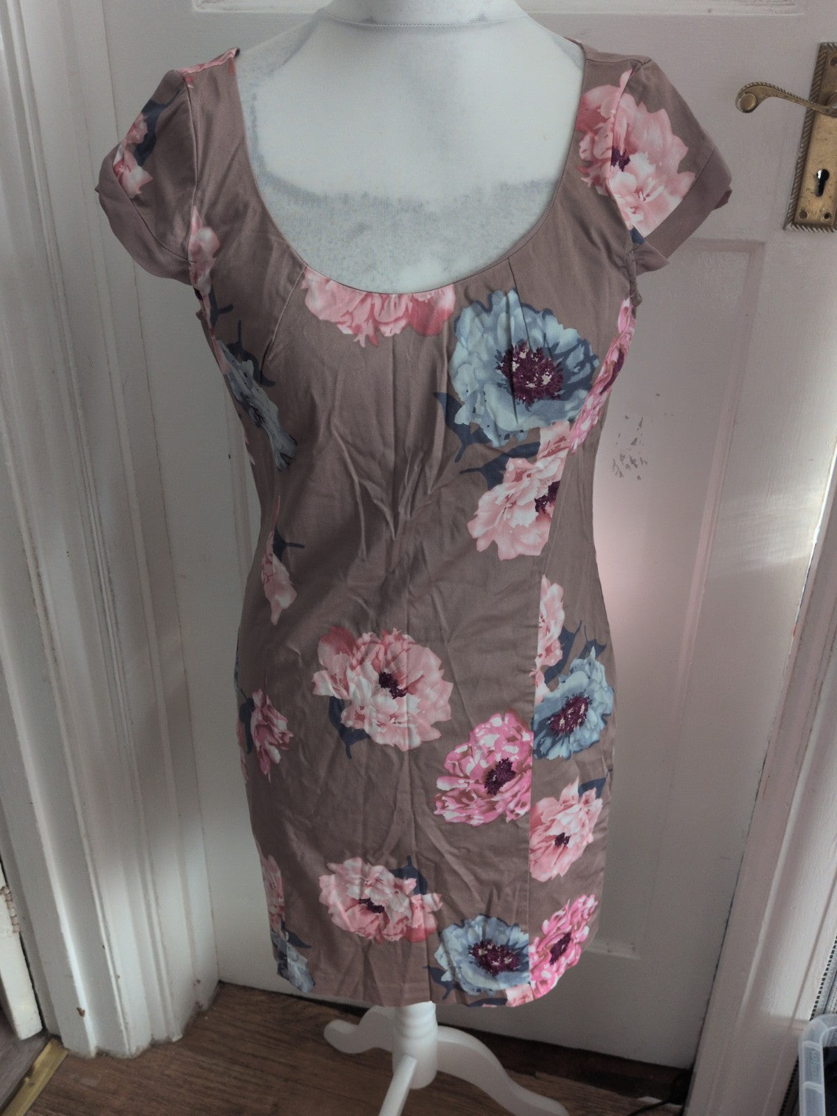 Oasis 14 Pale Brown Floral Sleeveless Lined Dress Midi