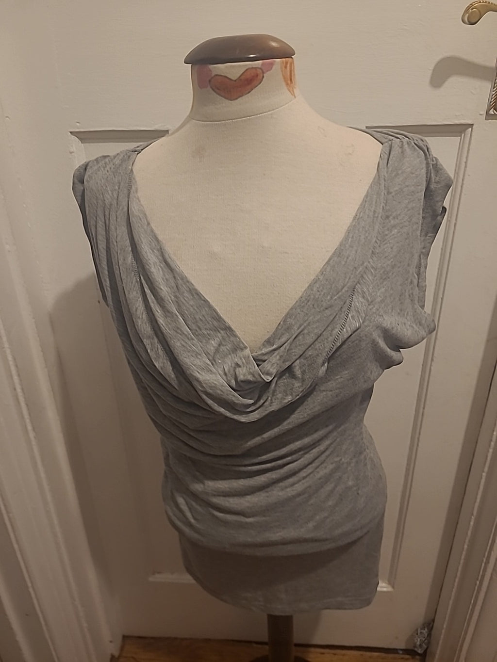 Ladies Miss Selfridge Size 8 Grey Scoop Neck Short Sleeved Dress