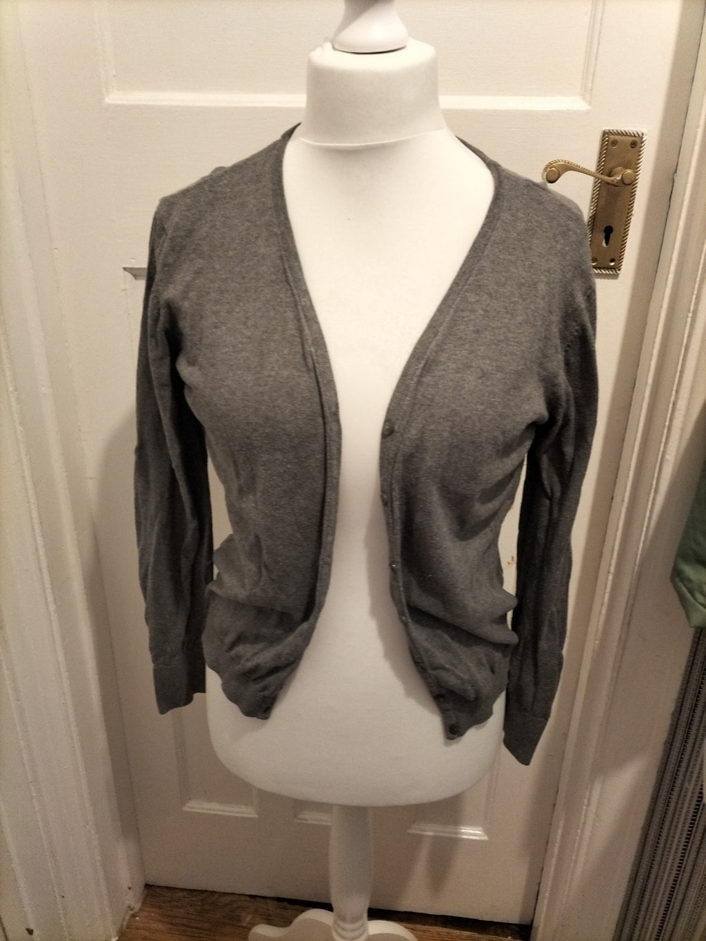 Ladies Primark Size 16 Grey Long Sleeved Cardigan