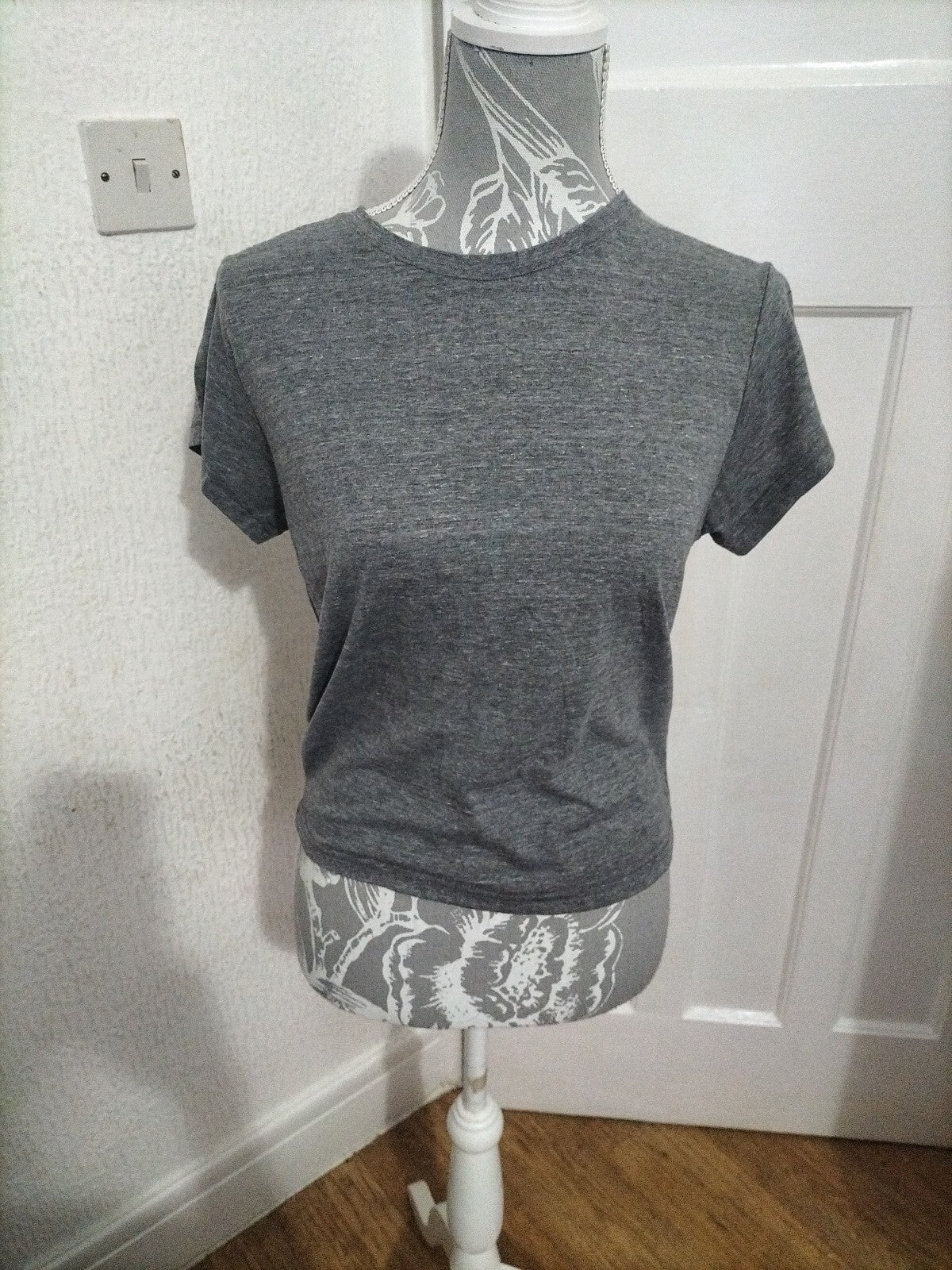 Girls Knitmania Aged 14 Years Grey Short Sleeved Tshirt