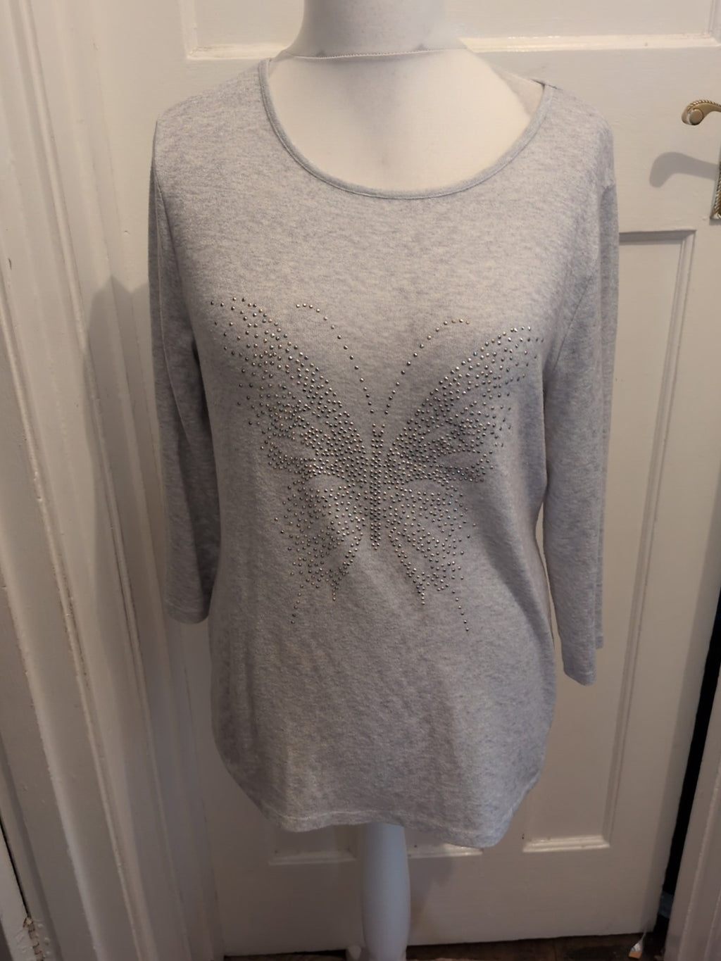 Ladies Love Tees Size 14 Grey Butterfly Long Sleeve Blouse