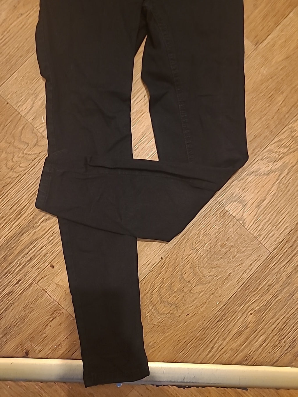 Ladies Pull&Bear Size 10-12 Black Slim Jeans